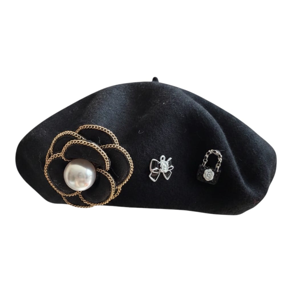 Le Comptoir du Chapeau Noir Béret Feutre Fleur Designer Femme Image