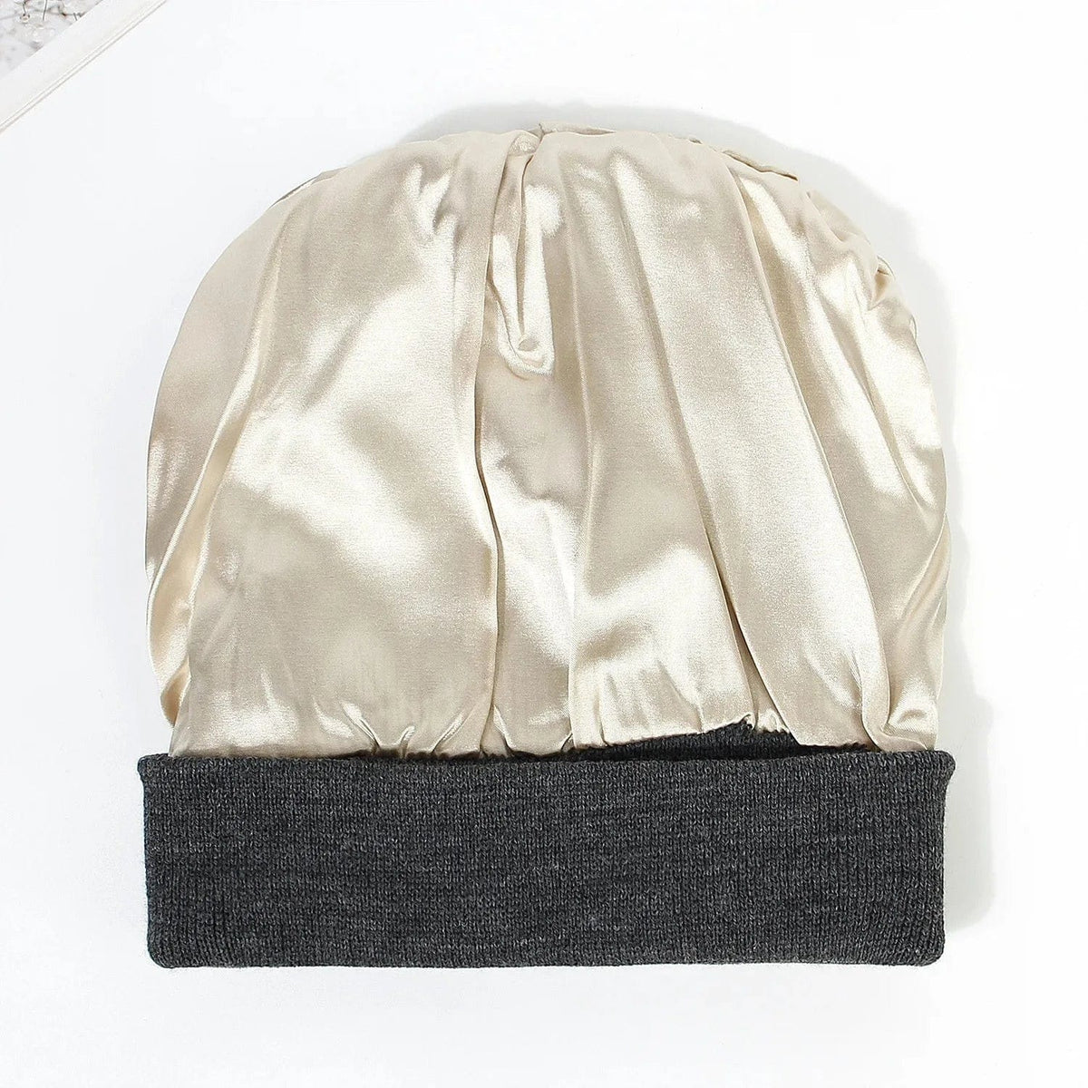 Le Comptoir du Chapeau Bonnet Satiné Doublé Soie Femme